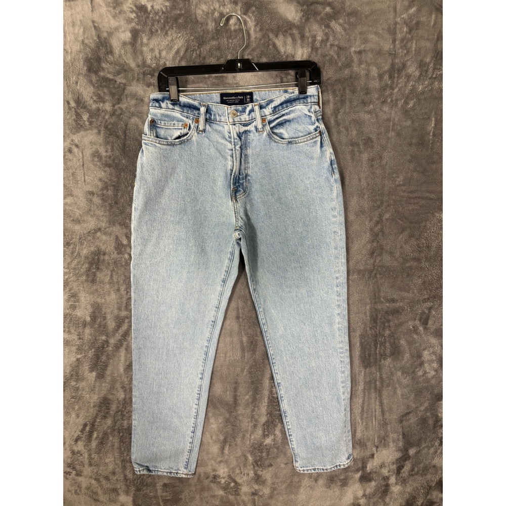 Abercrombie & Fitch Athletic Loose Light Wash Vintage Stretch Jeans 28x30